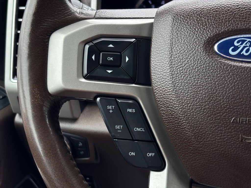 2021 Ford F-350 Image 38