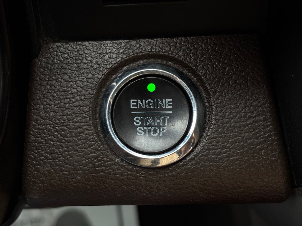 2021 Ford F-350 Image 40