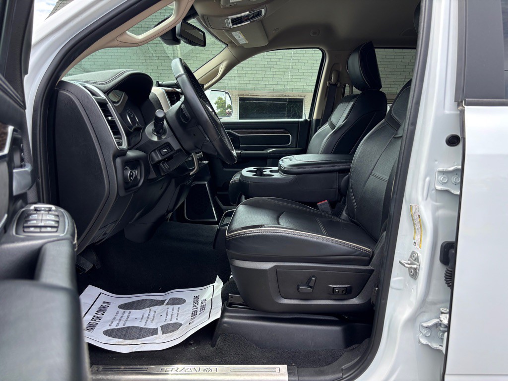 2021 RAM 2500 Image 17