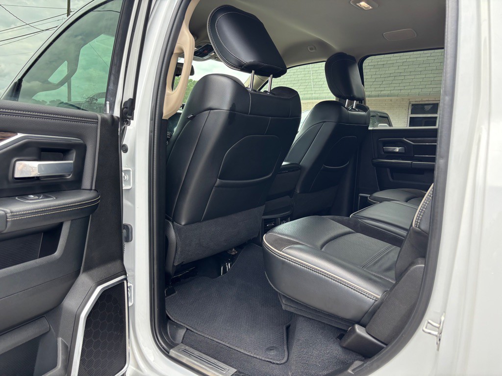 2021 RAM 2500 Image 32