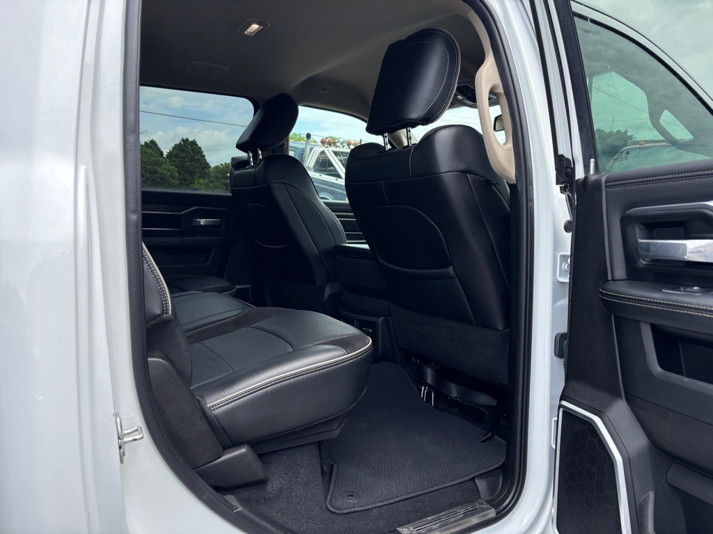 2021 RAM 2500 Image 35