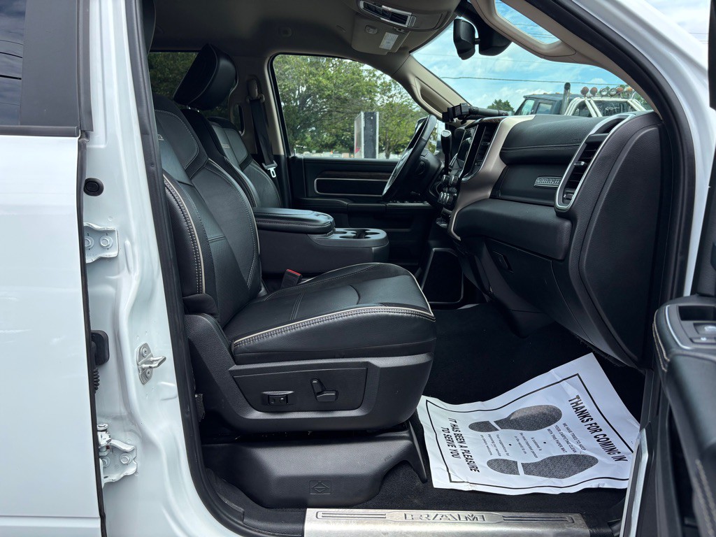2021 RAM 2500 Image 37