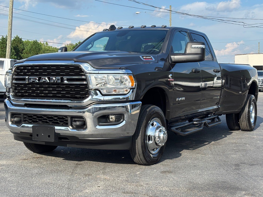 2024 RAM 3500 Image 10