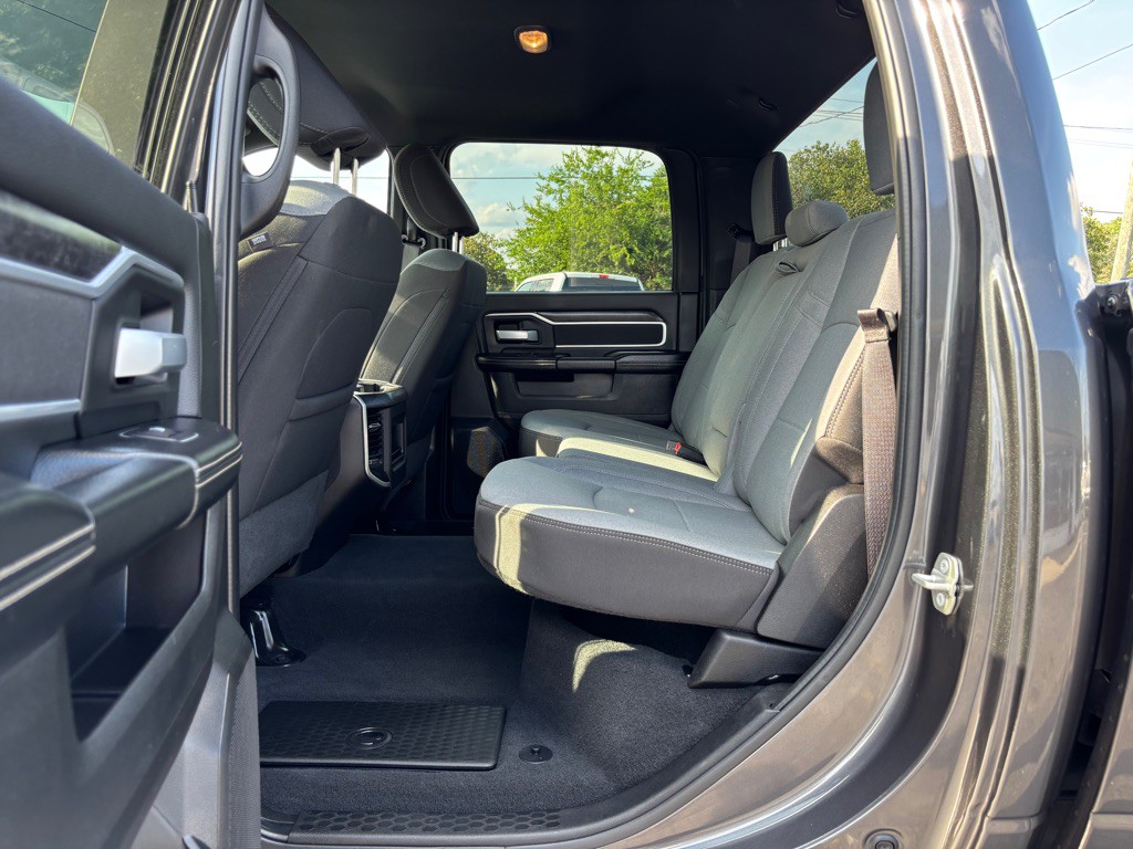 2024 RAM 3500 Image 22