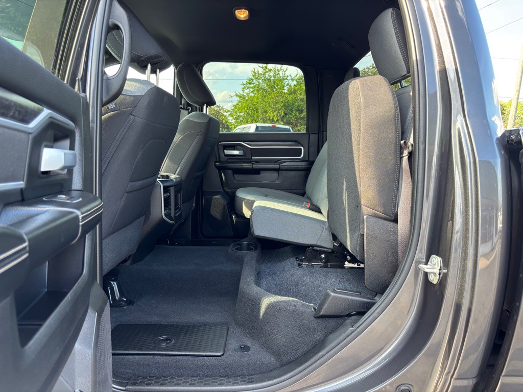 2024 RAM 3500 Image 23