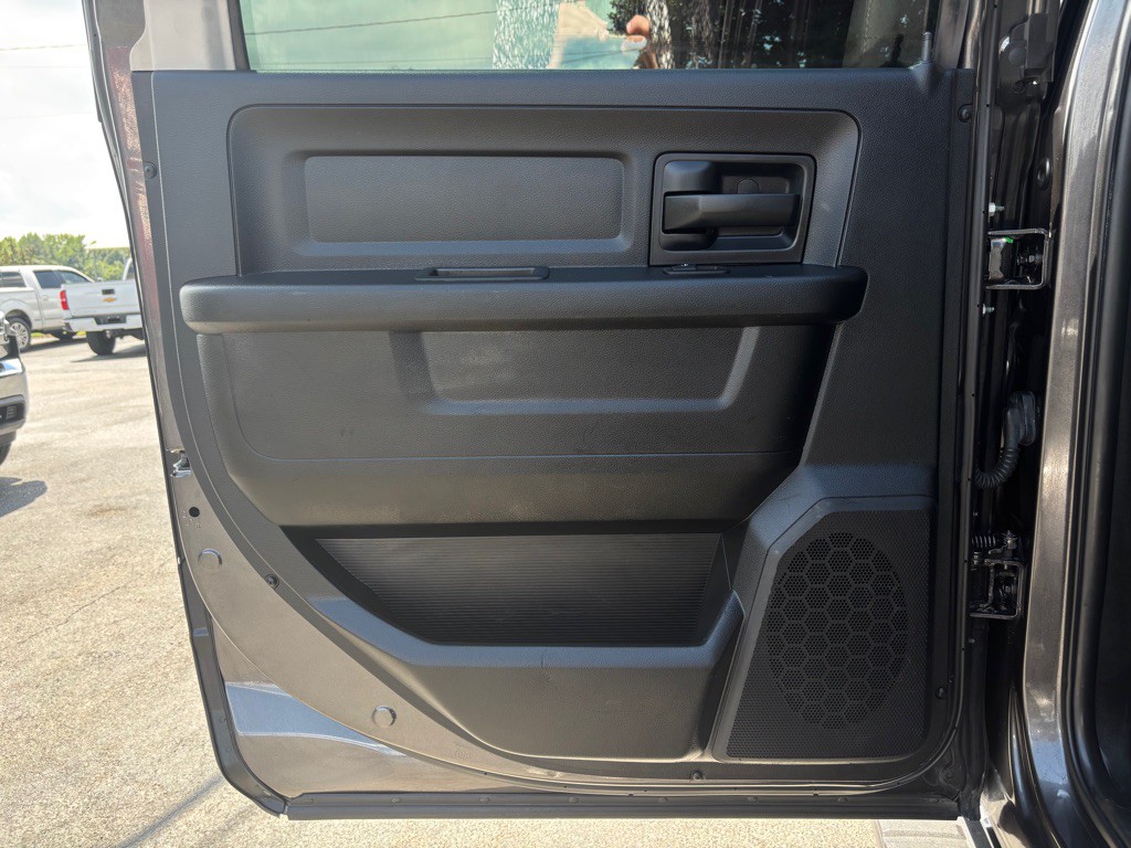 2017 RAM 2500 Image 18