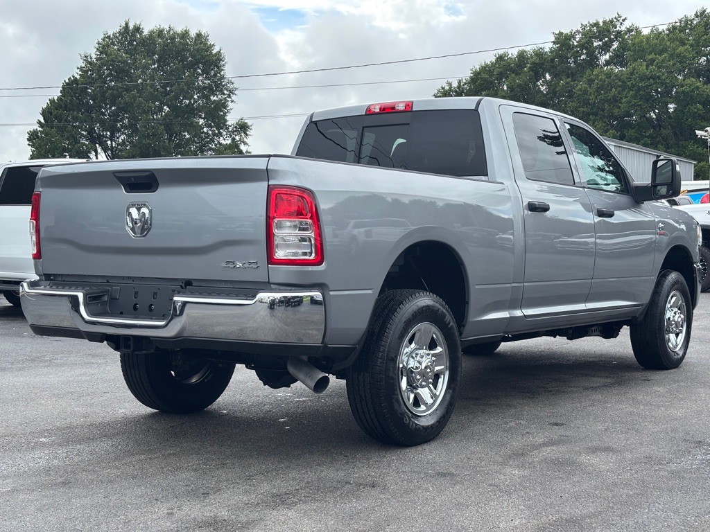 2024 RAM 2500 Image 5