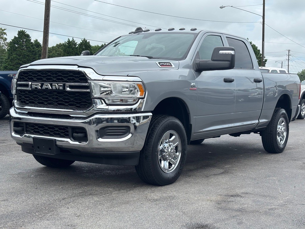 2024 RAM 2500 Image 9