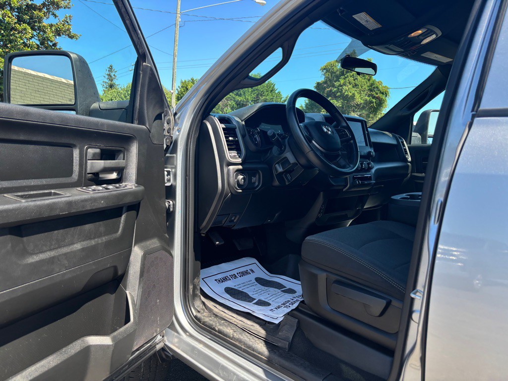2024 RAM 2500 Image 17