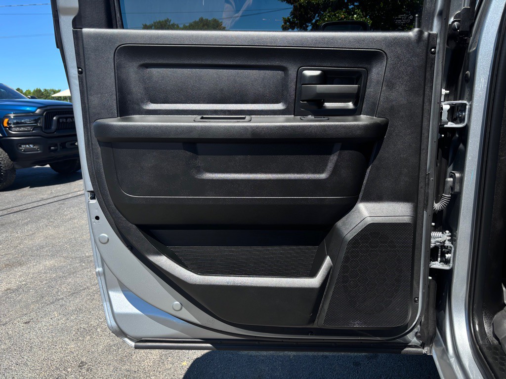 2024 RAM 2500 Image 19