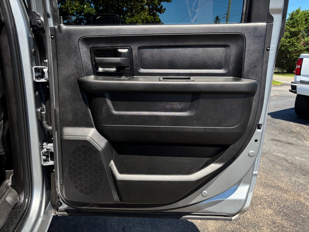 2024 RAM 2500 Image 25