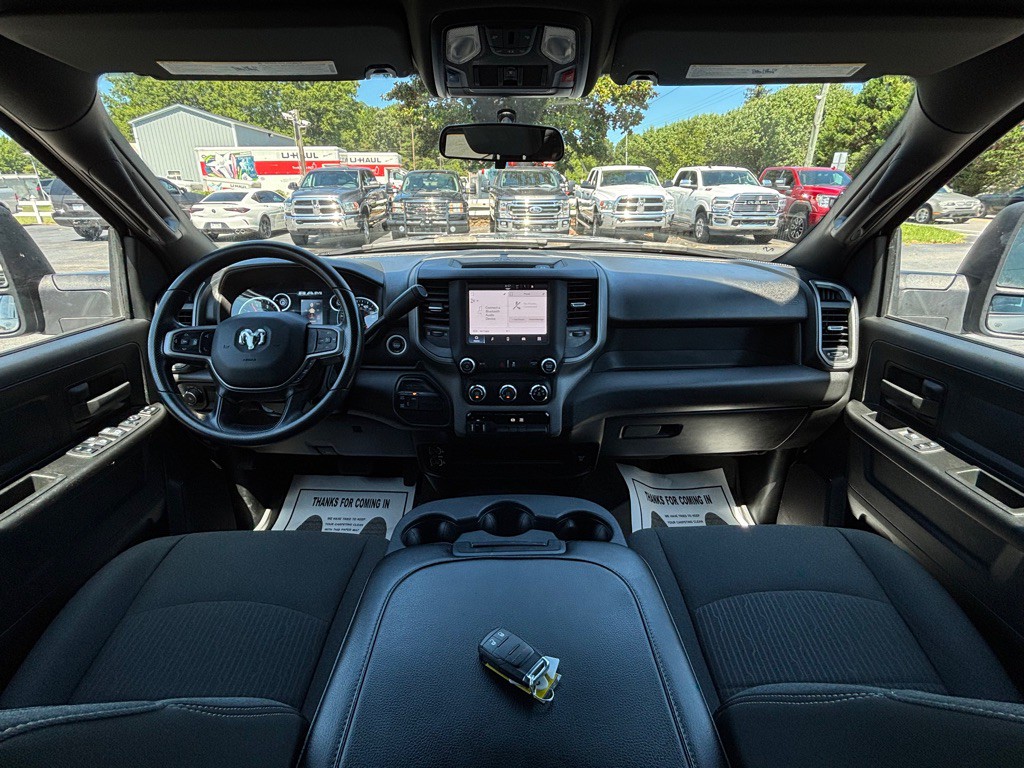 2024 RAM 2500 Image 32