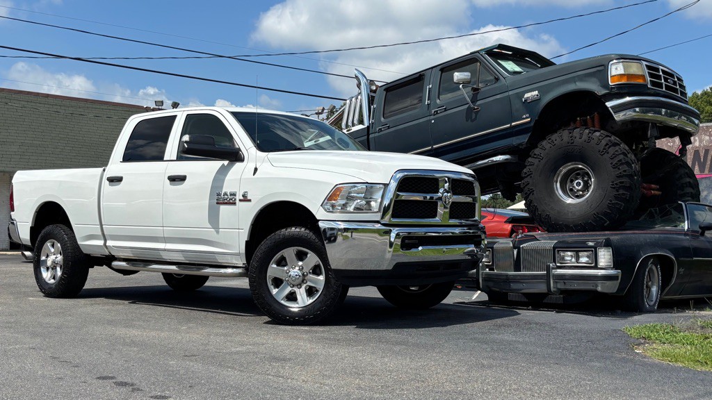 2017 RAM 2500 Image 1