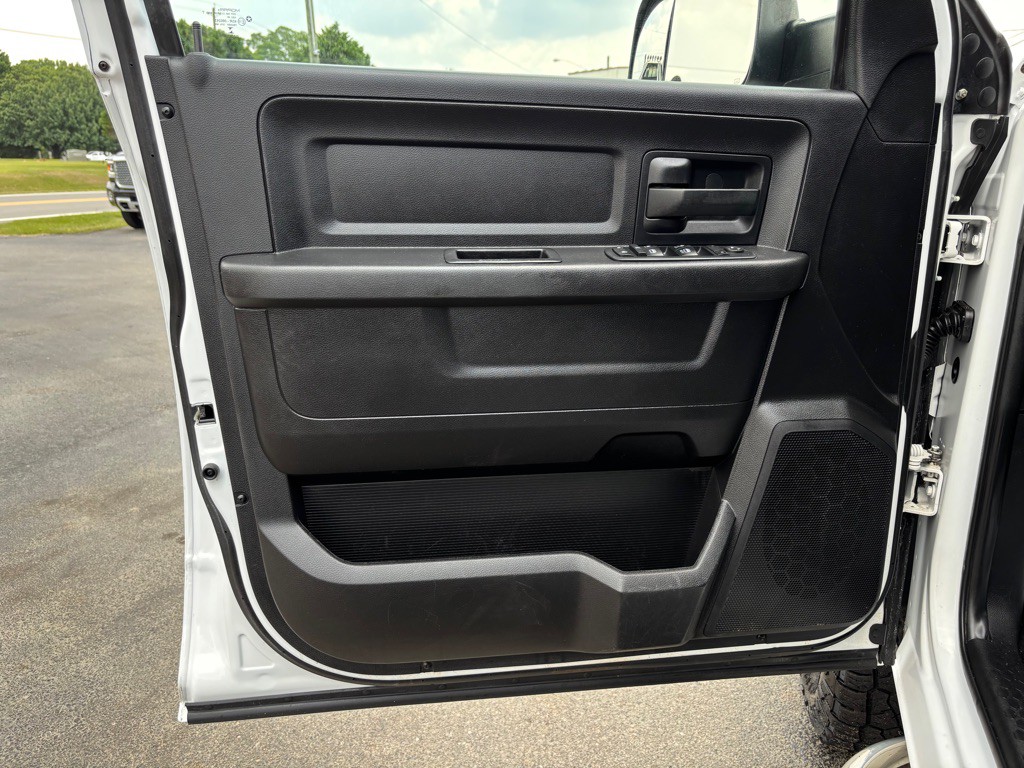 2017 RAM 2500 Image 15