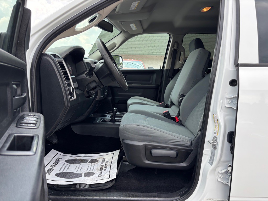 2017 RAM 2500 Image 17