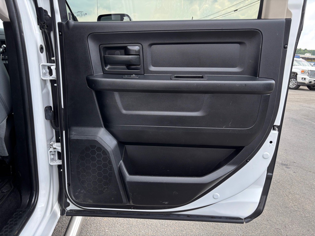 2017 RAM 2500 Image 27