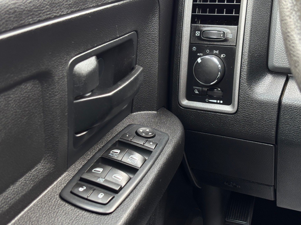 2017 RAM 2500 Image 35