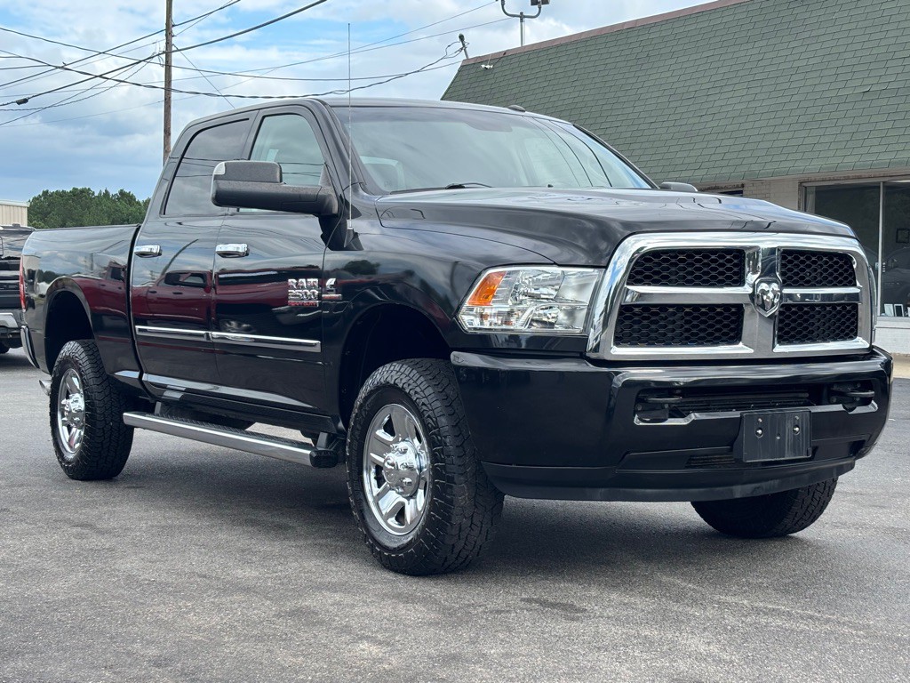 2018 RAM 2500 Image 2