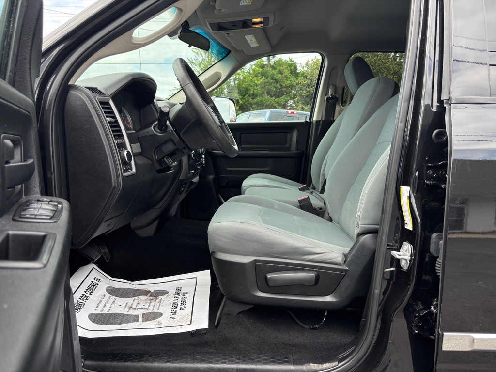 2018 RAM 2500 Image 15