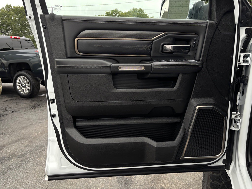 2022 RAM 2500 Image 16