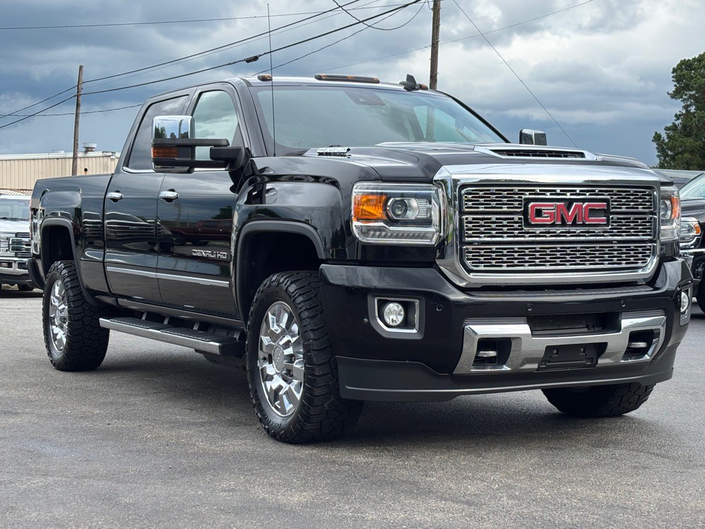 2019 GMC Sierra Image 3