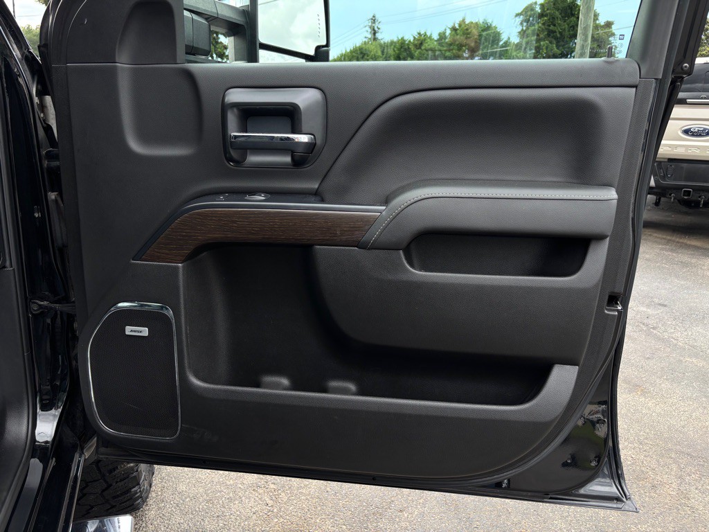 2019 GMC Sierra Image 28