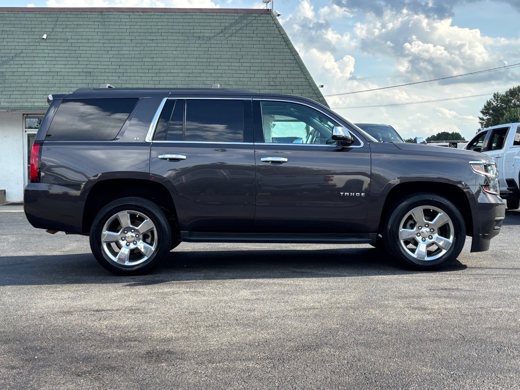 2017 Chevrolet Tahoe Image 4