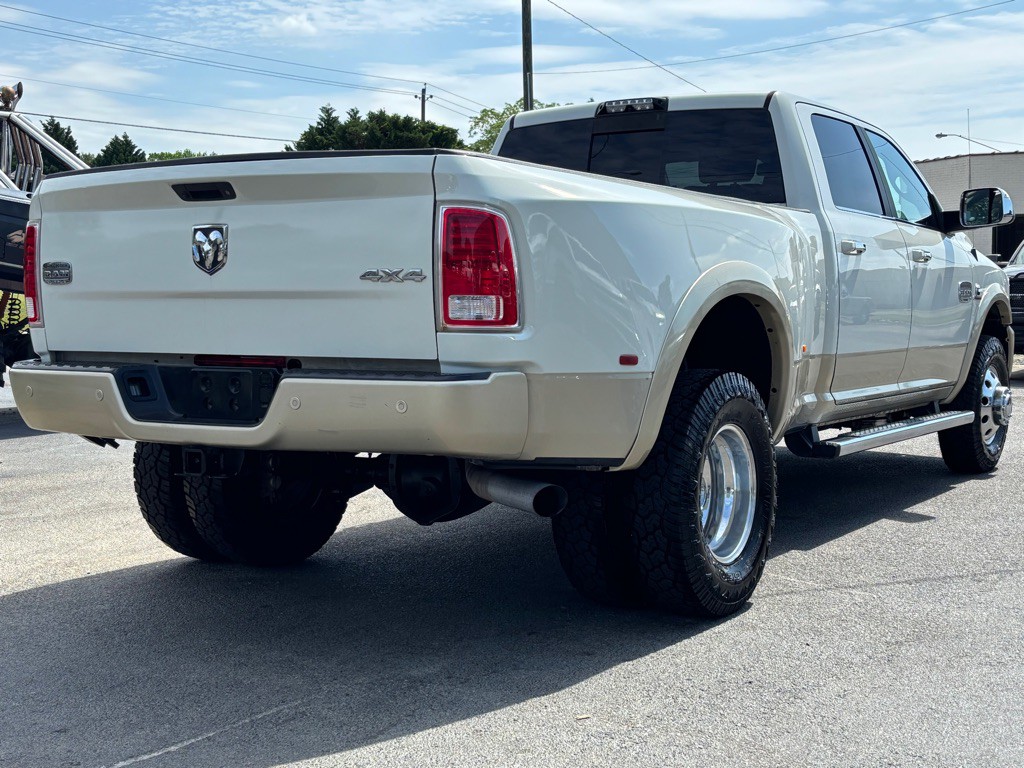 2017 RAM 3500 Image 5