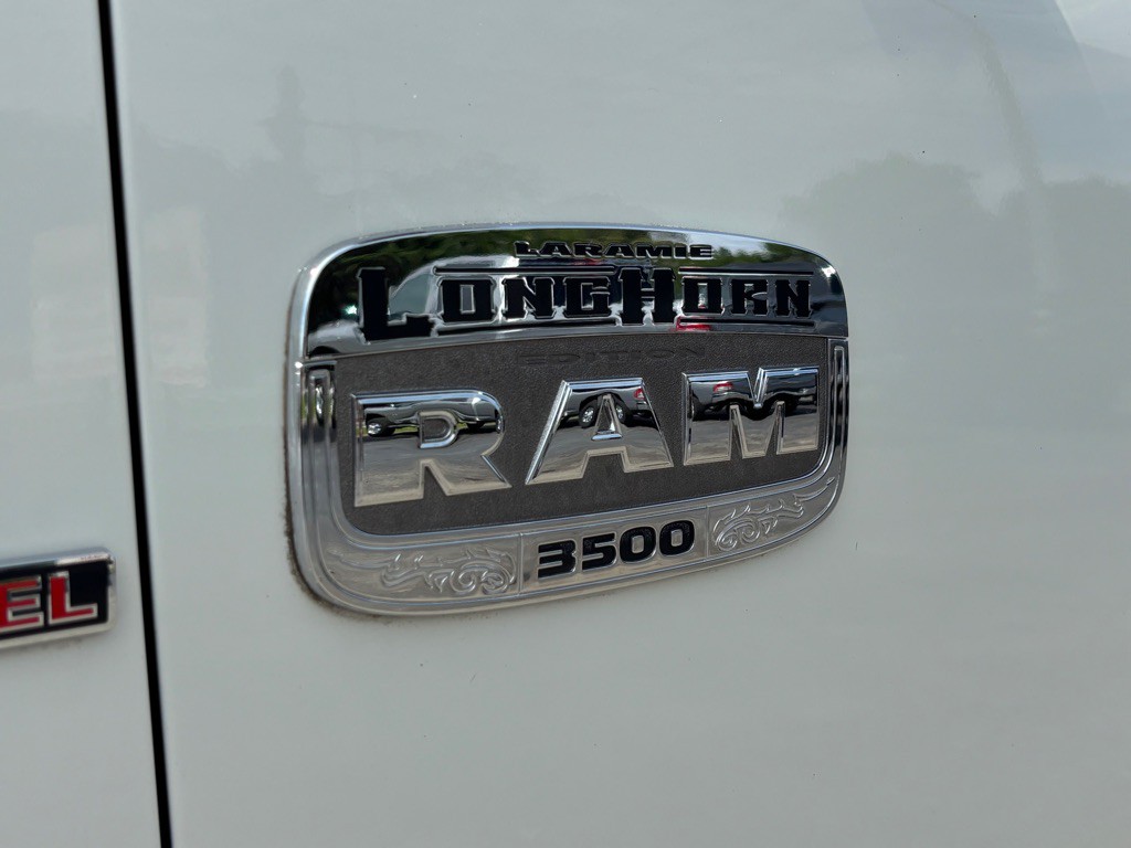 2017 RAM 3500 Image 13