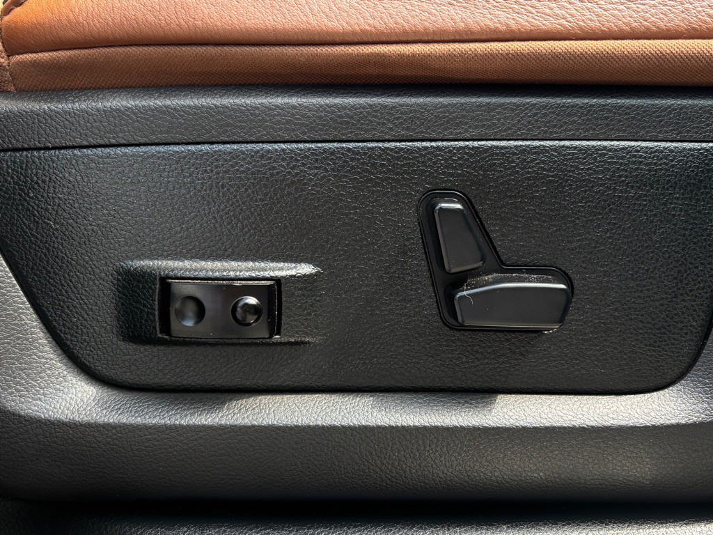 2017 RAM 3500 Image 37