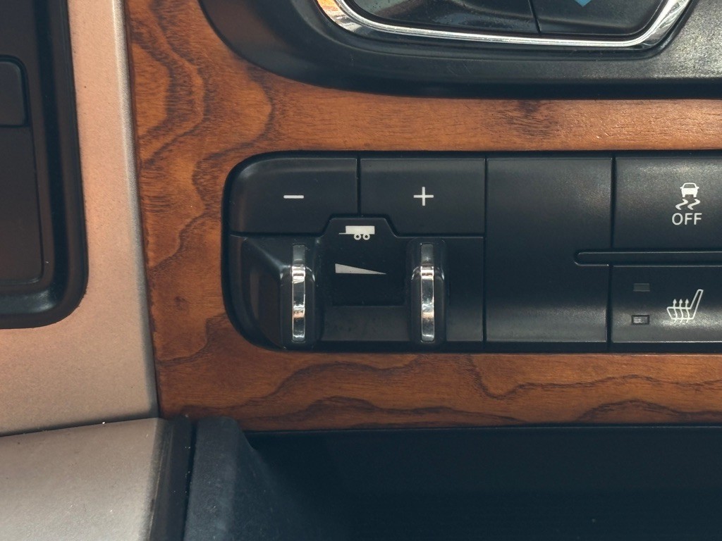 2017 RAM 3500 Image 53