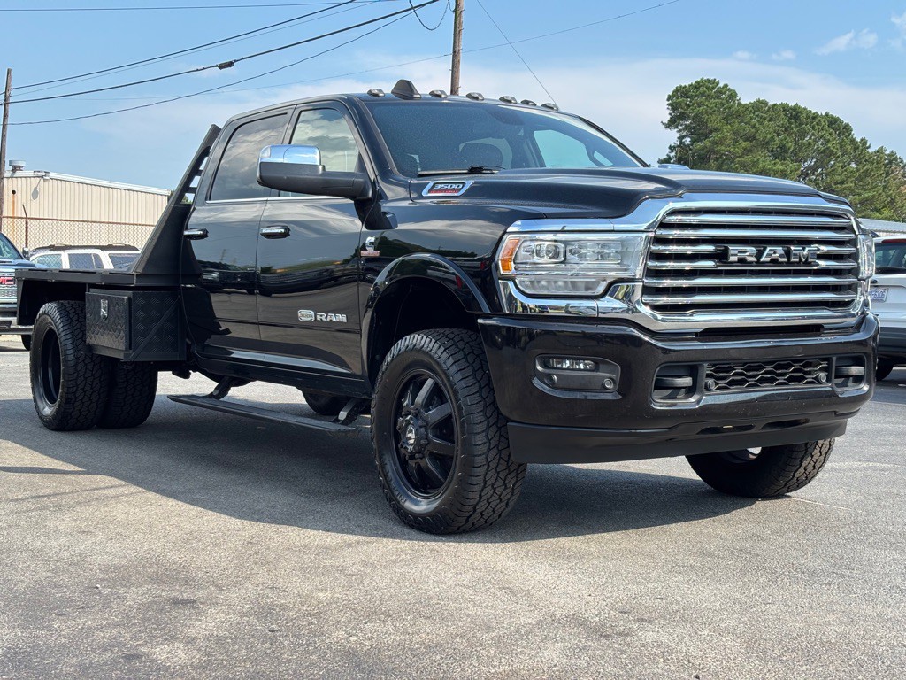 2020 RAM 3500 Image 3