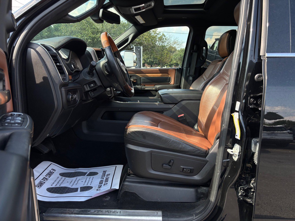 2020 RAM 3500 Image 23
