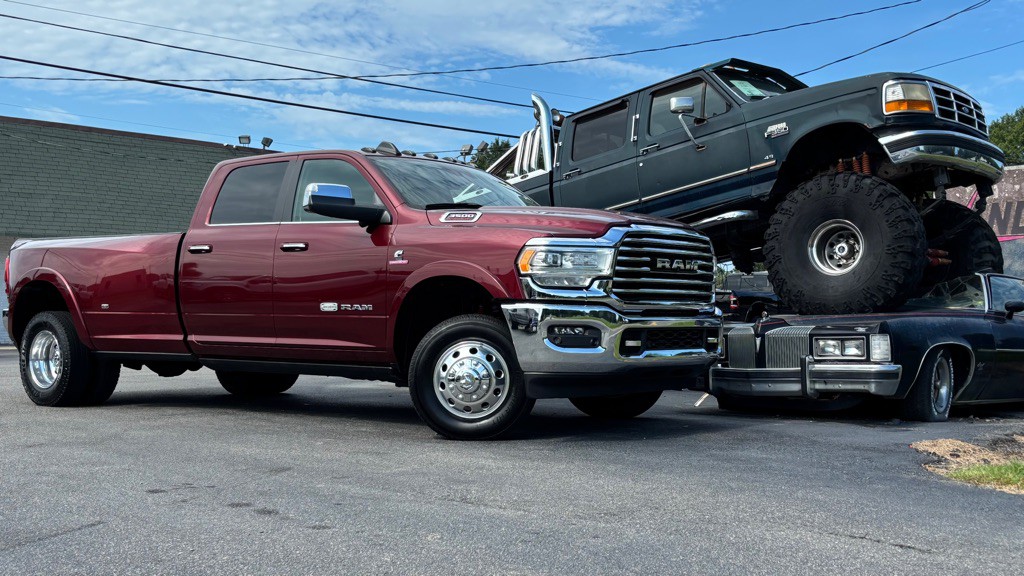 2021 RAM 3500 Image 1