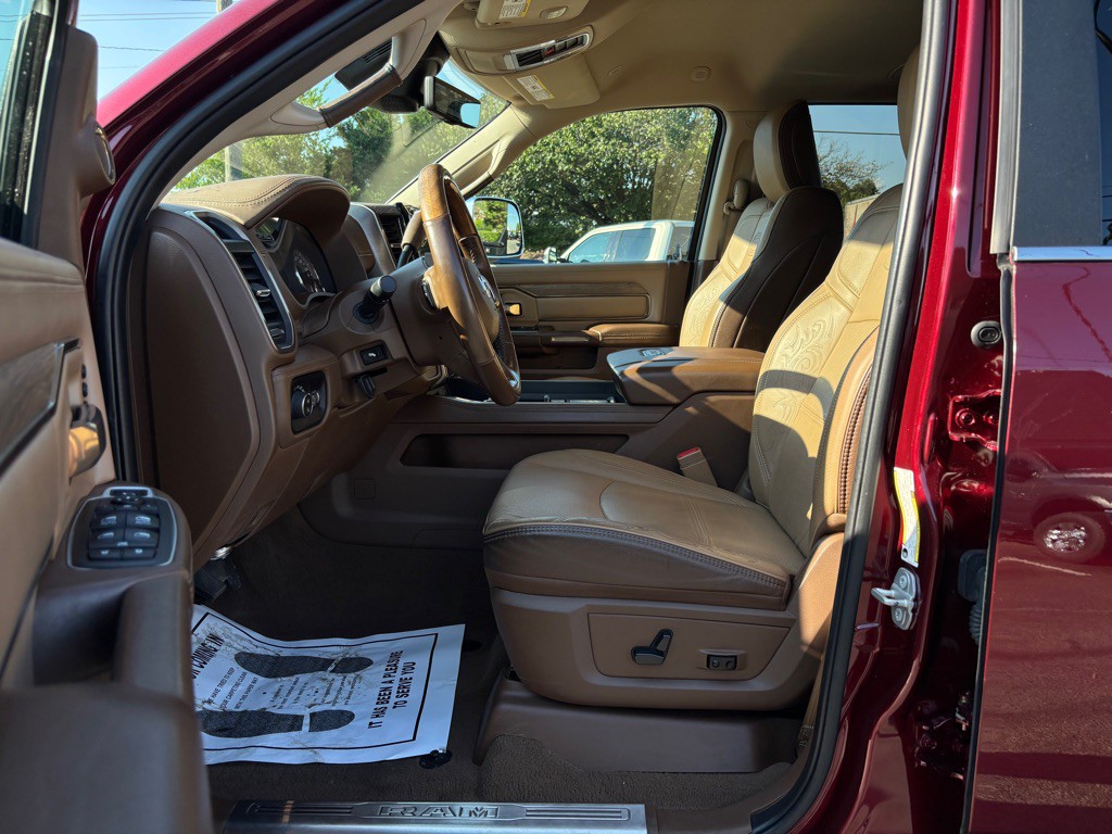 2021 RAM 3500 Image 20