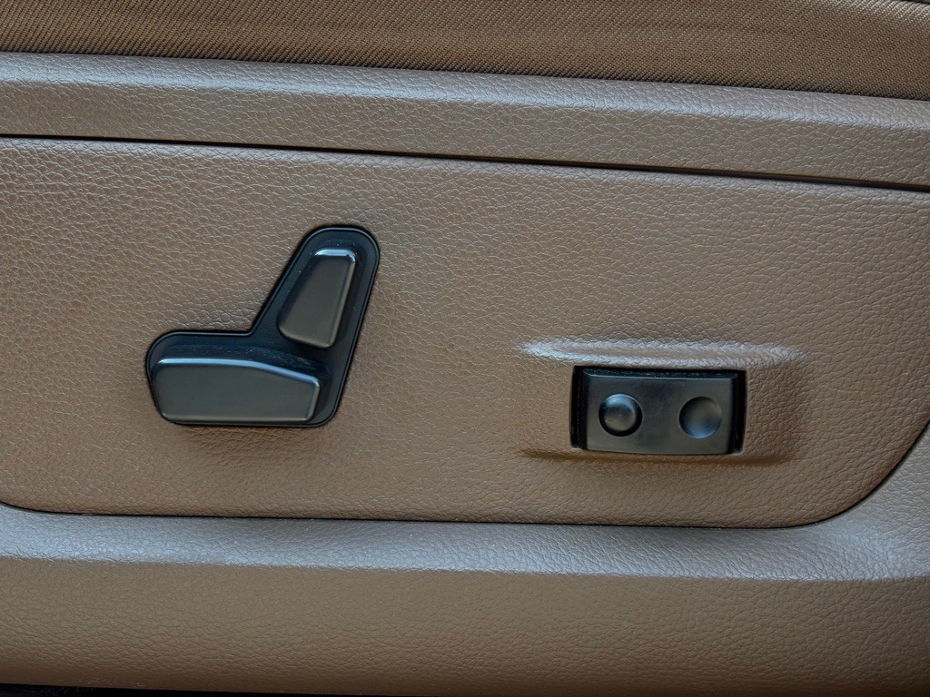 2021 RAM 3500 Image 24