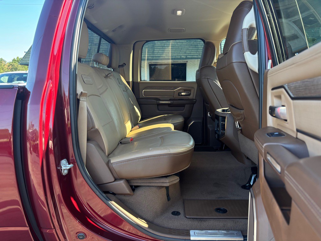 2021 RAM 3500 Image 39