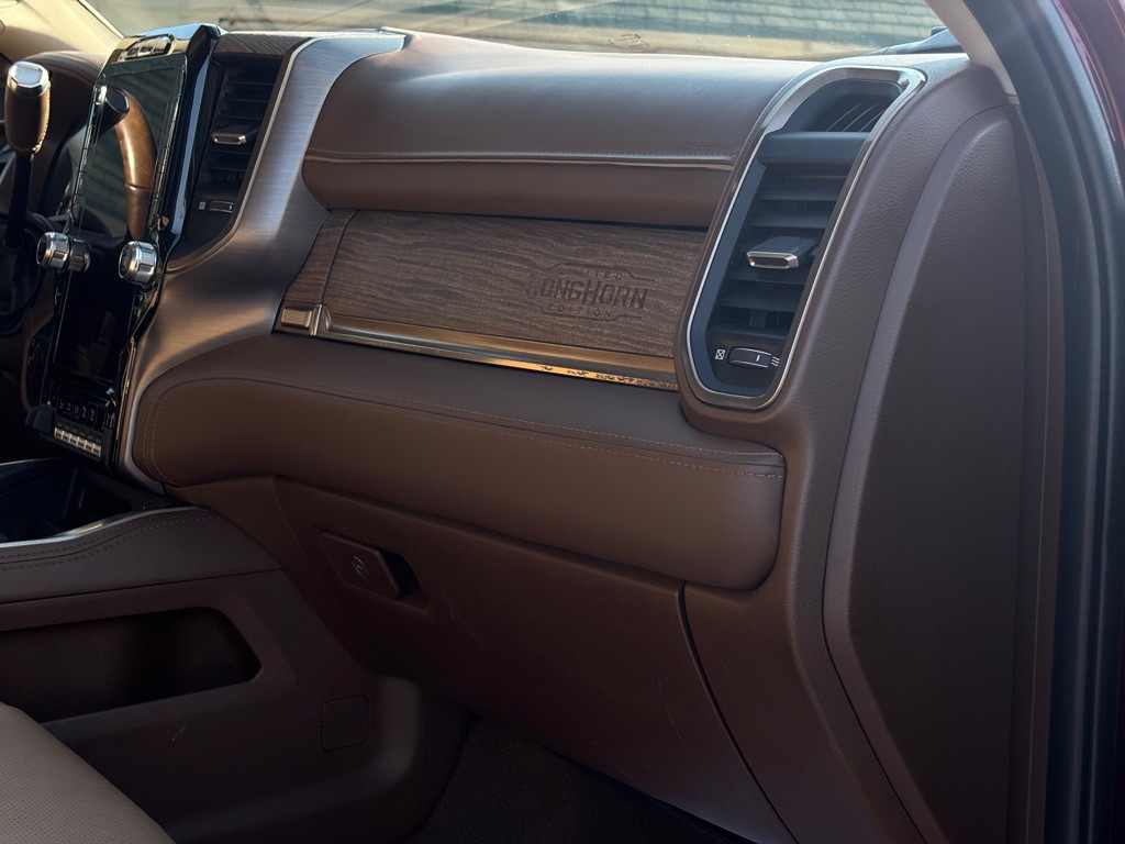 2021 RAM 3500 Image 44
