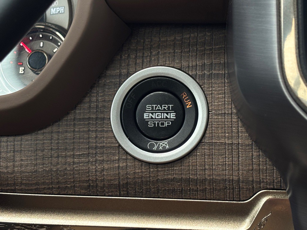 2021 RAM 3500 Image 55