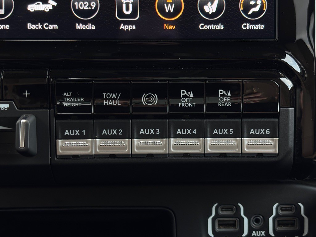 2021 RAM 3500 Image 70