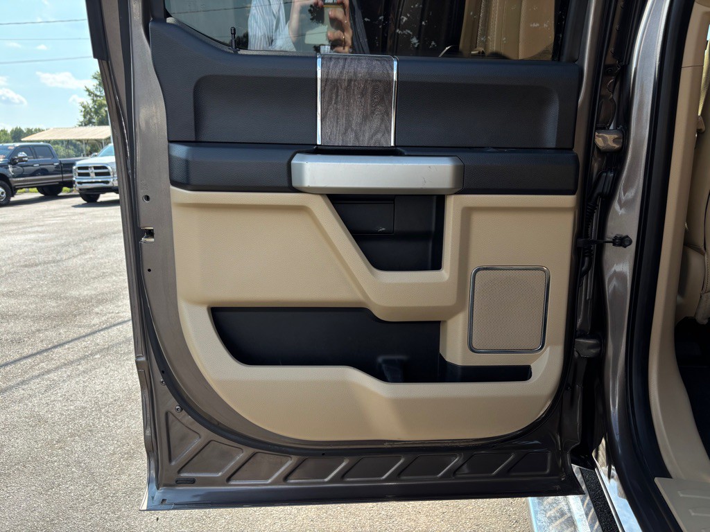 2018 Ford F-350 Image 22