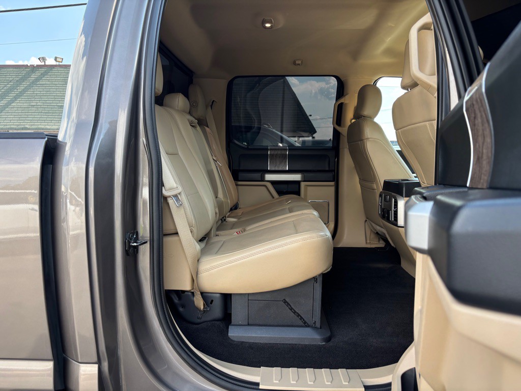 2018 Ford F-350 Image 28