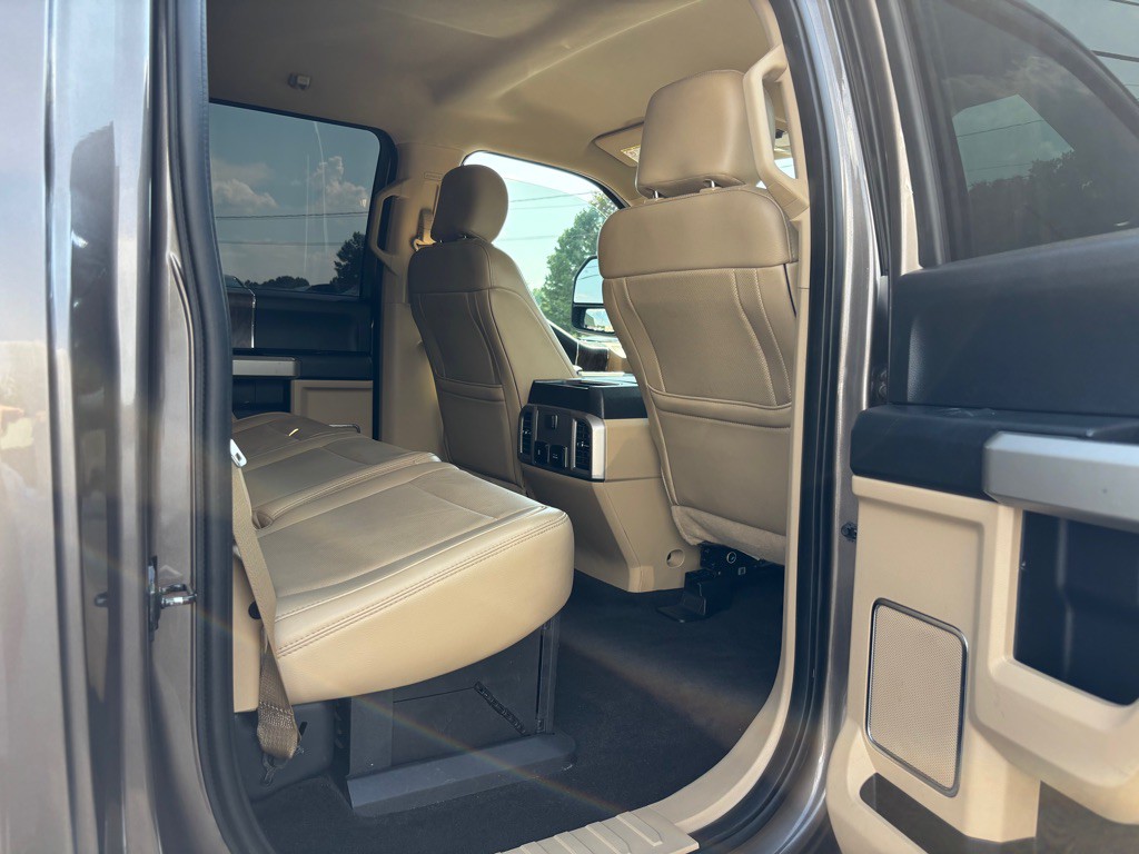 2018 Ford F-350 Image 29