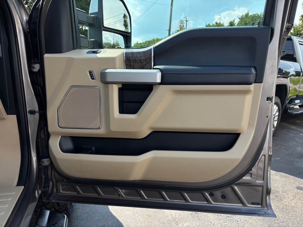 2018 Ford F-350 Image 30