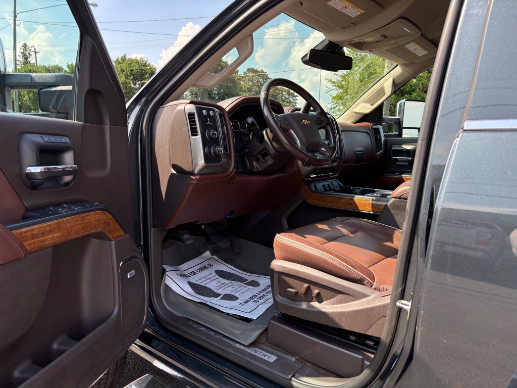 2018 Chevrolet Silverado 1500 Image 17