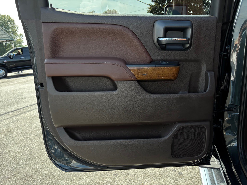 2018 Chevrolet Silverado 1500 Image 19