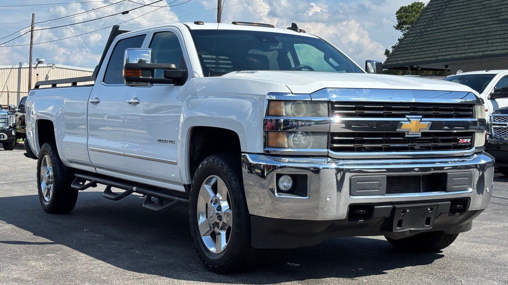 2016 Chevrolet Silverado 1500 Image 1