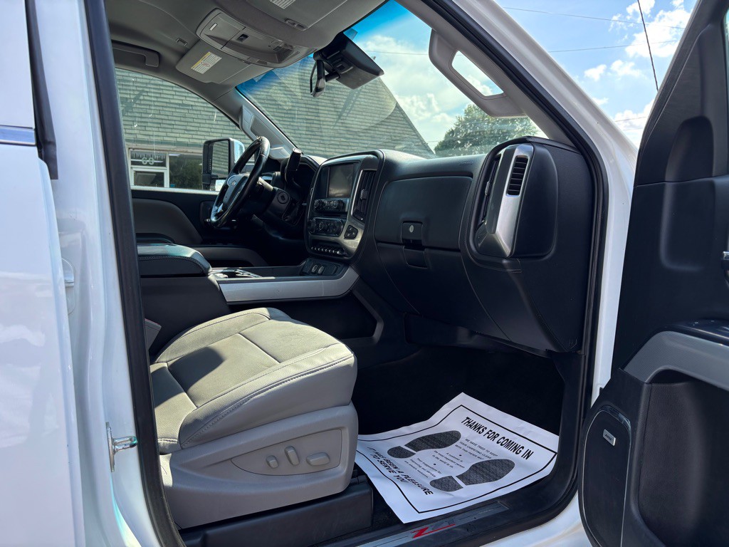 2016 Chevrolet Silverado 1500 Image 14