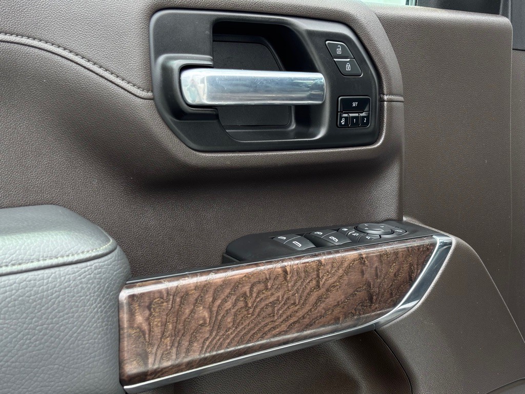 2020 GMC Sierra Image 17