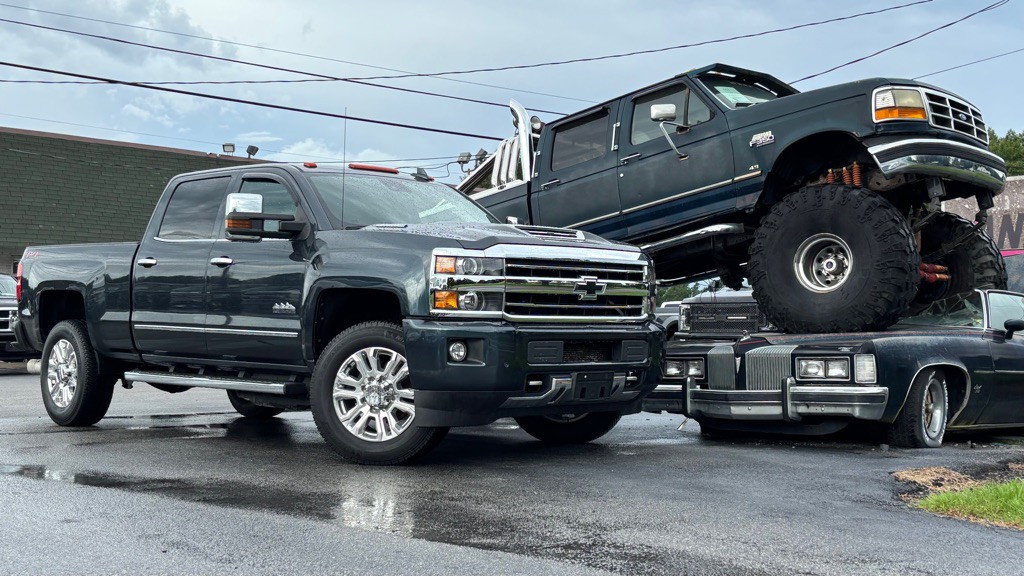 2019 Chevrolet Silverado 1500 Image 1